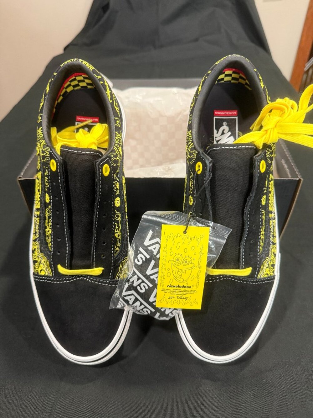 Vans x SpongeBob Mike Gigliotti Skate Old Skool Men 10.5 New Box 2021